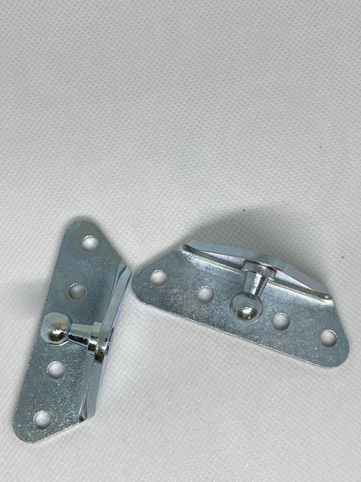 2x 10mm Ball Stud Gas Strut Brackets Right Mount Zinc Plated Steel Heavy Duty