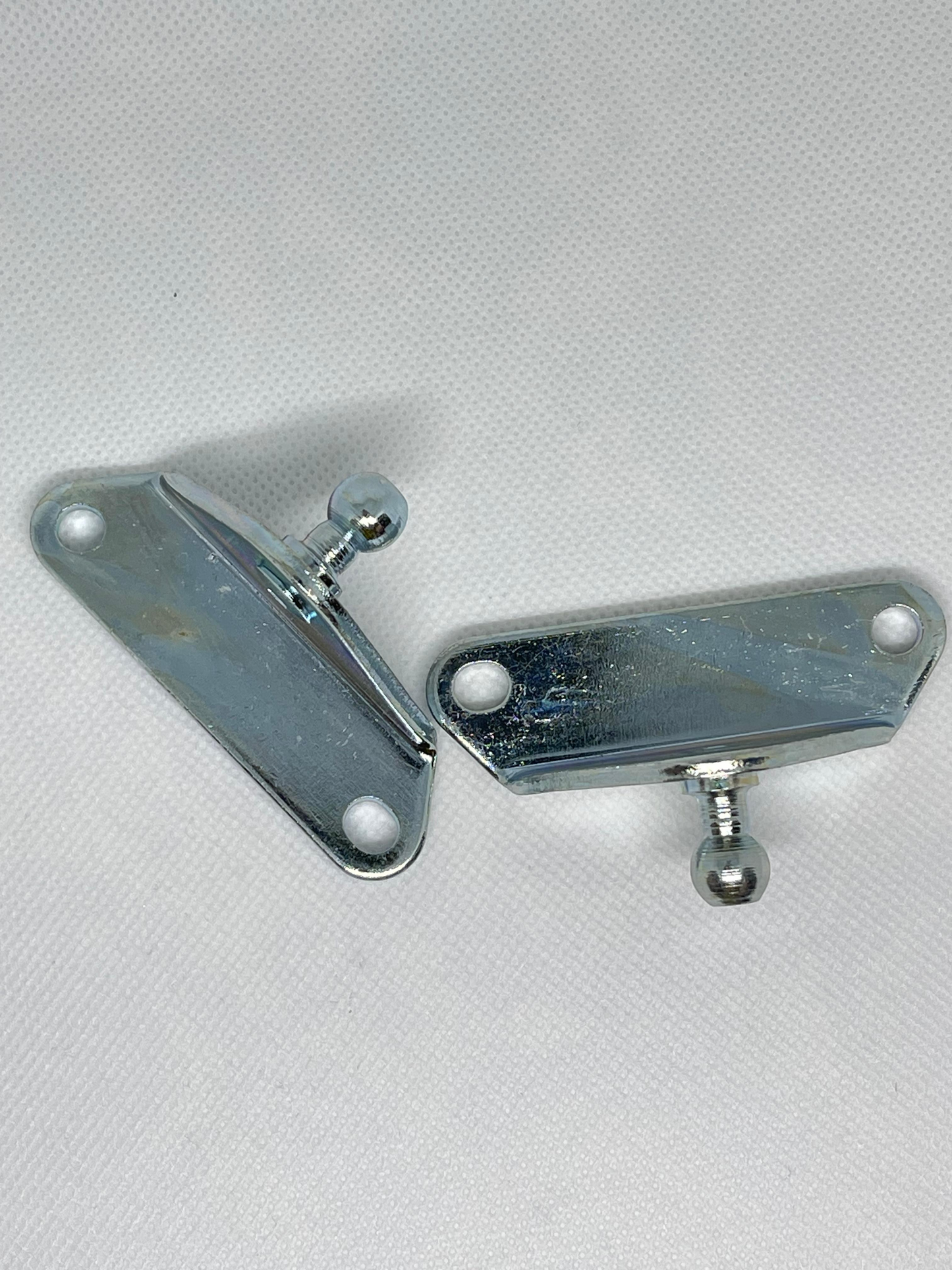 SpringFixUk 2x heavy-duty zinc-plated steel gas strut brackets with 10mm ball stud, left mount design.