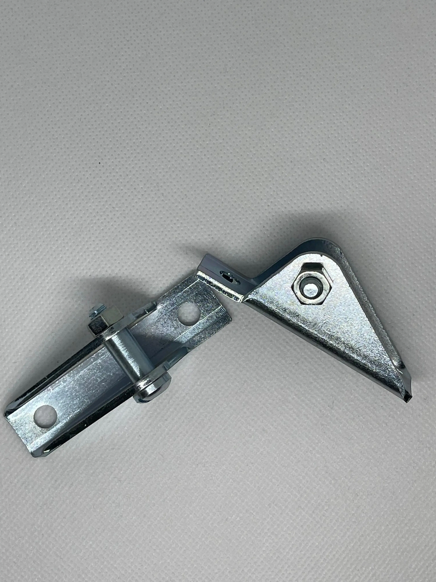 SpringFixUk pair of zinc-plated steel M6 pin bolt side mount gas strut pivot hinge brackets.