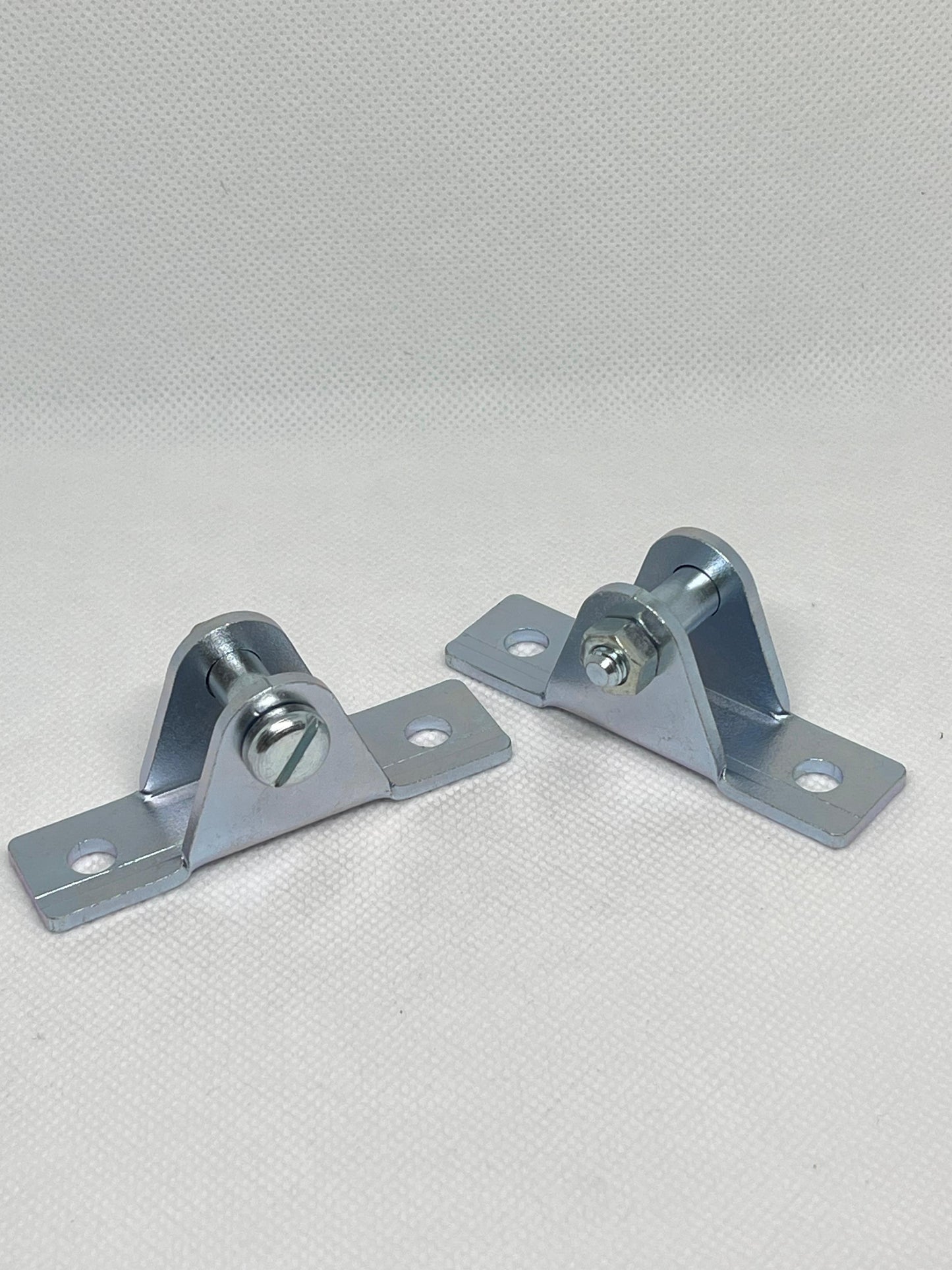 2x 8mm Gas Strut Brackets M6 Bolt Side Mount Zinc-Plated Ball Stud Fittings